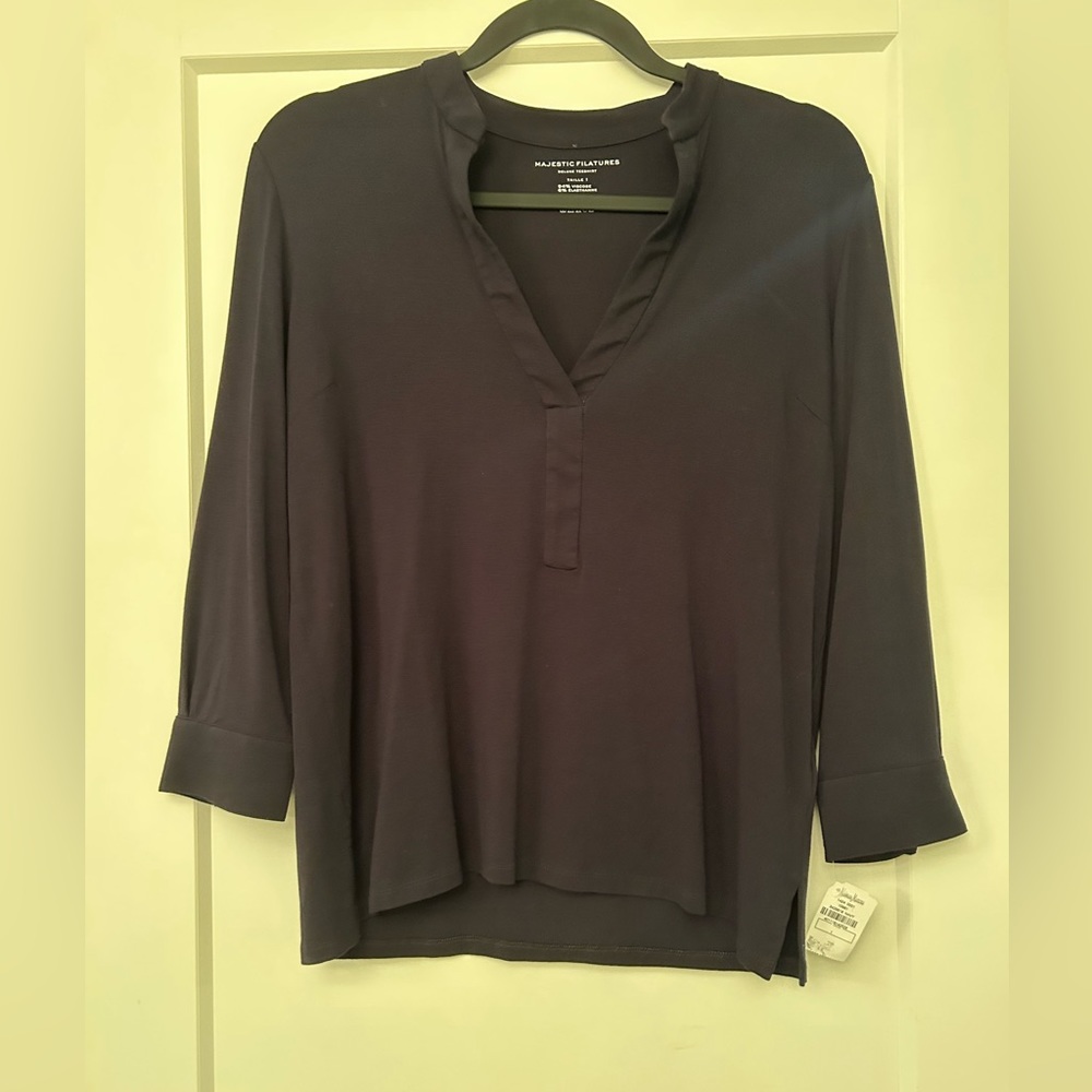 NWT navy 3/4 sleeve majestic top size 1